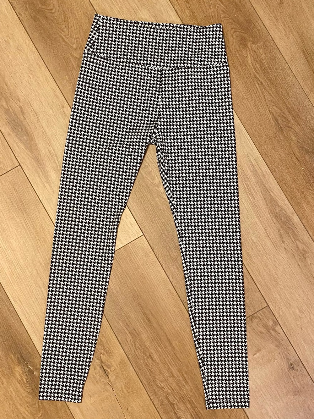 Lou & Grey Houndstooth Leggings - Black & White